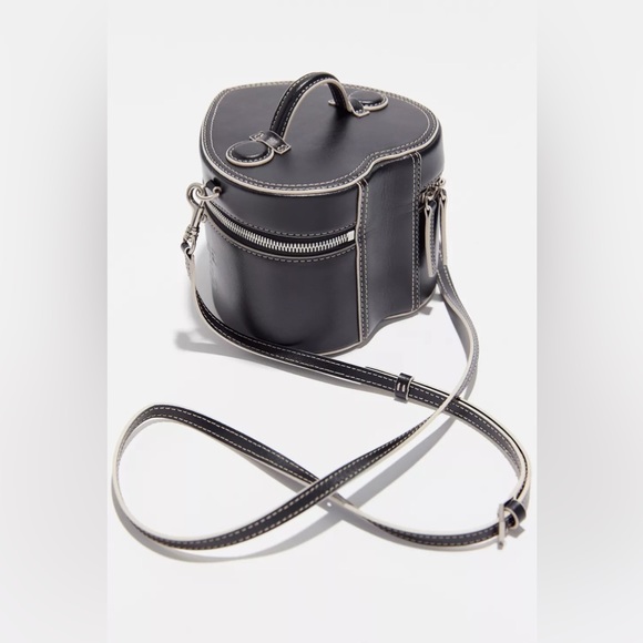 Marge Sherwood Black Medium Heart Bag - Picture 2 of 8